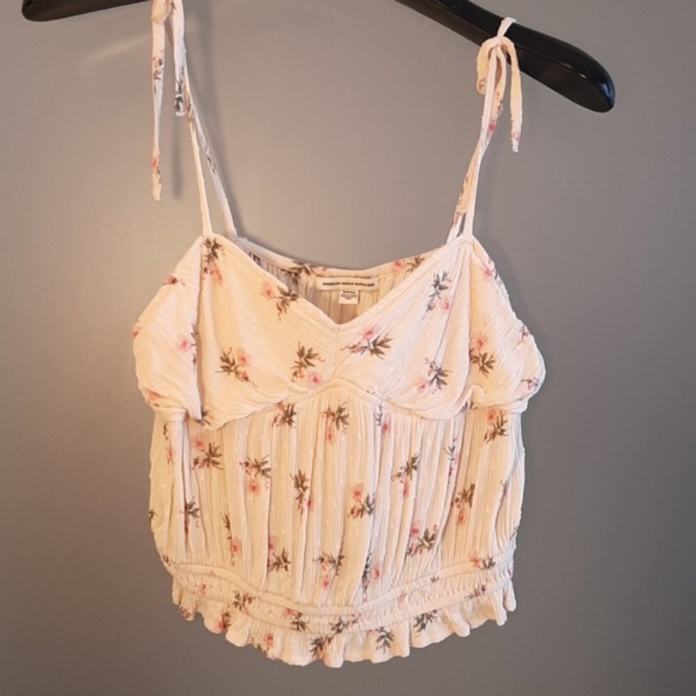 American Eagle crop top. Size Small. Cream and pink Speghetti straps